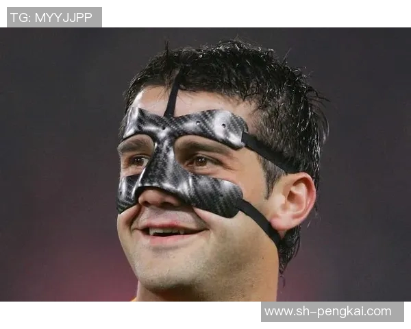 17号足球明星面具的神秘魅力与背后的故事揭秘