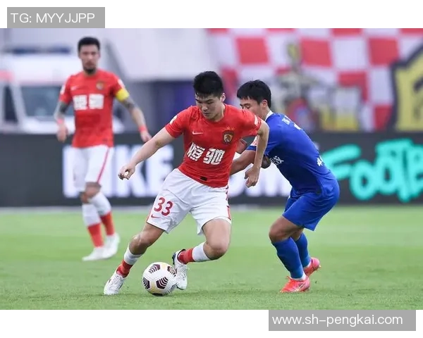 广州足球队逆袭之路揭秘挑战赛中的拼搏与荣耀之旅 广州足球队逆袭之路揭秘挑战赛中的拼搏与荣耀之旅